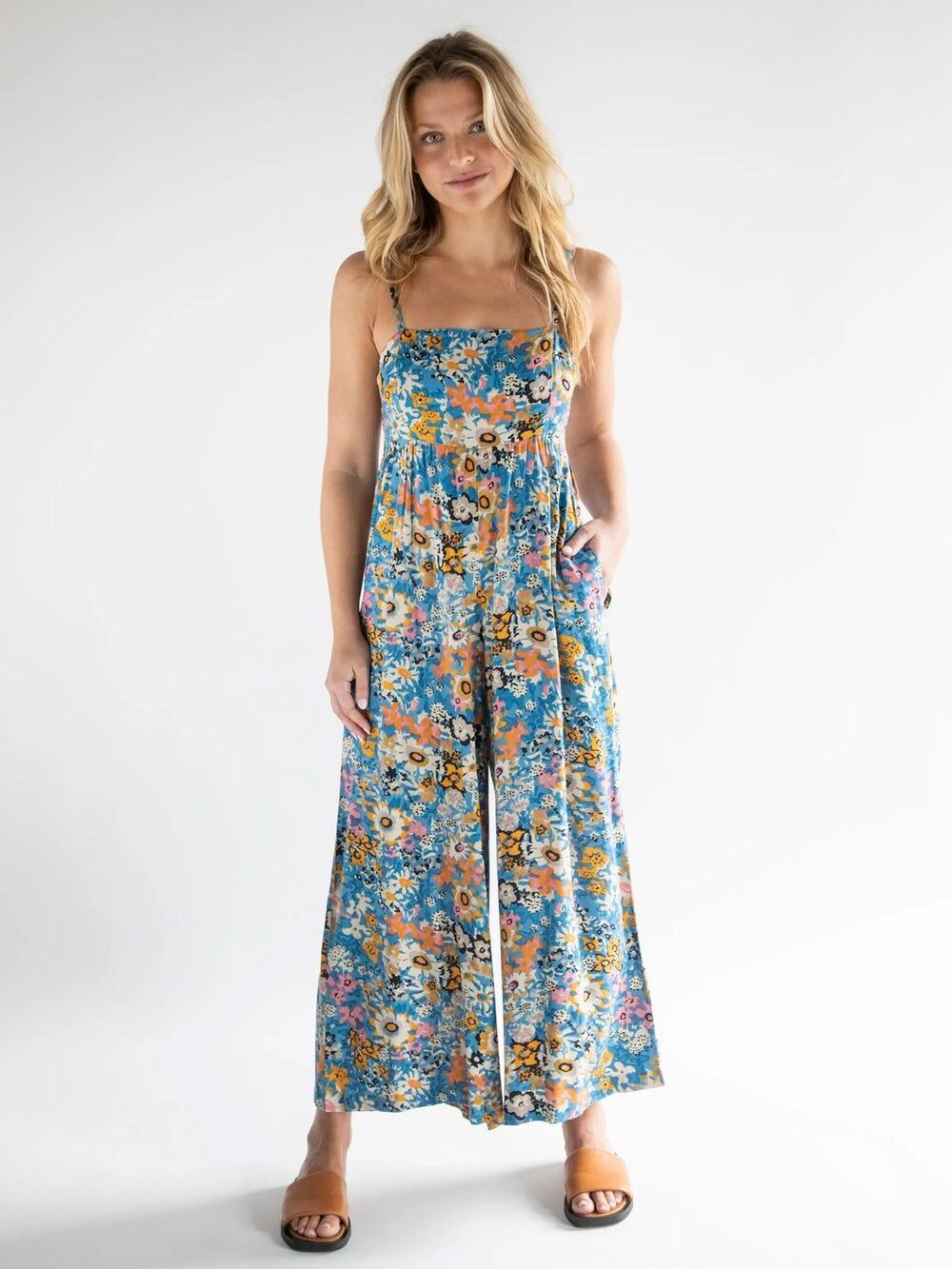 NWOT Natural Life Bailey Jumpsuit - Blue Tan Floral M